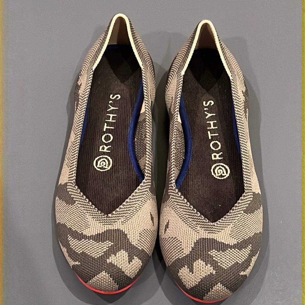Rothy’s Gray Camo Round Toe Comfort Flats